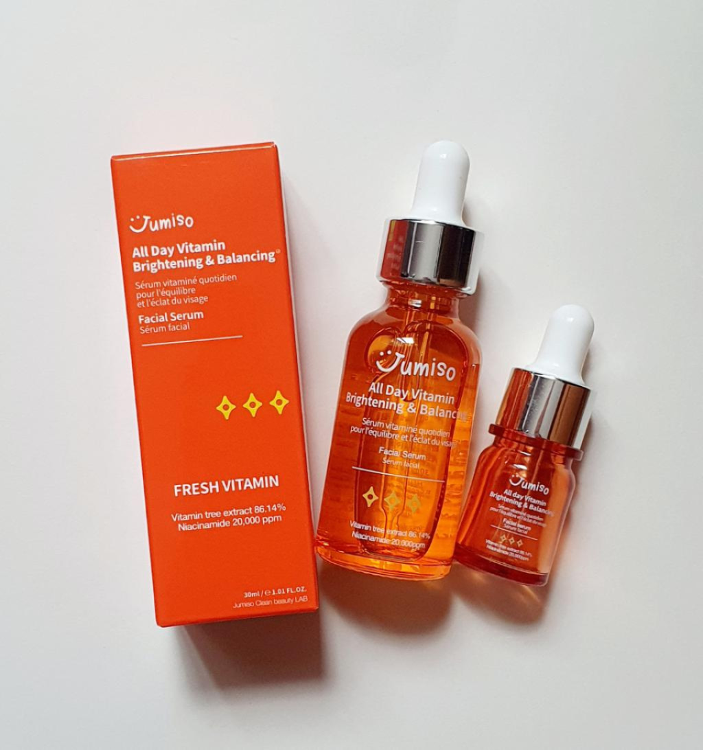 Helooskin Jumiso All Day Vitamin Brightening & Balancing Facial Serum Витаминная сыворотка для сияния кожи
