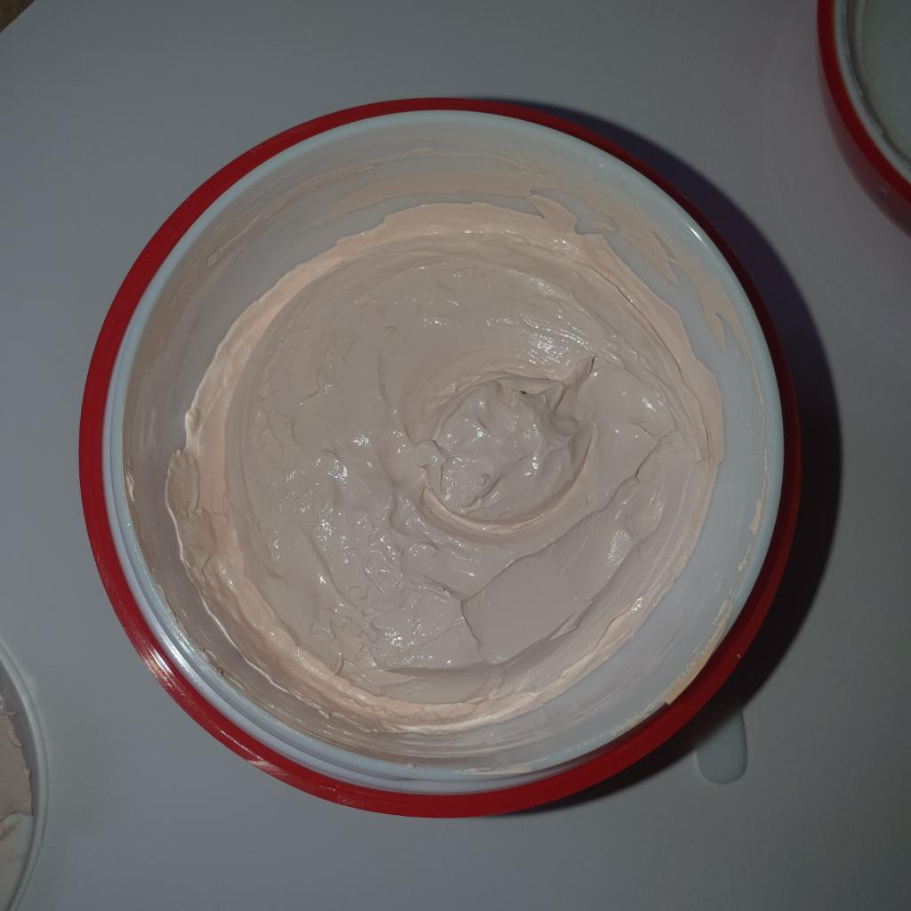 Baviphat Urban Dollkiss Strawberry Detoxifying Pack очищающая глиняная маска