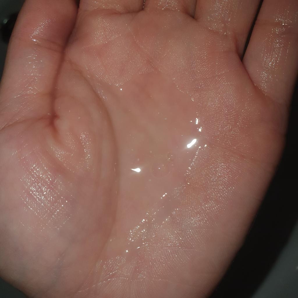 The Vegan Glow Mild Foam Cleanser Мягкая пенка для умывания