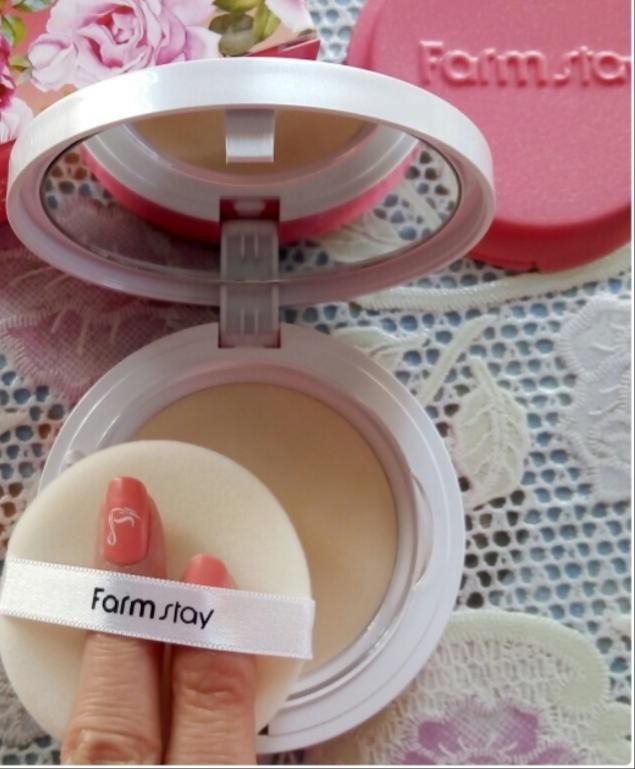 FARMSTAY Pink Flower Blooming UV Pact SPF50 PA+++ Пудра с максимальным spf.