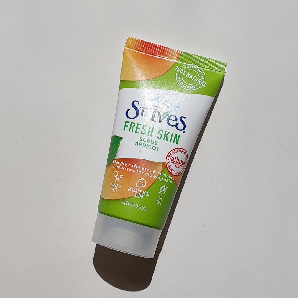 St.lives fresh skin apricot scrub Освежающий абрикосовый скраб для глубокого очищения.