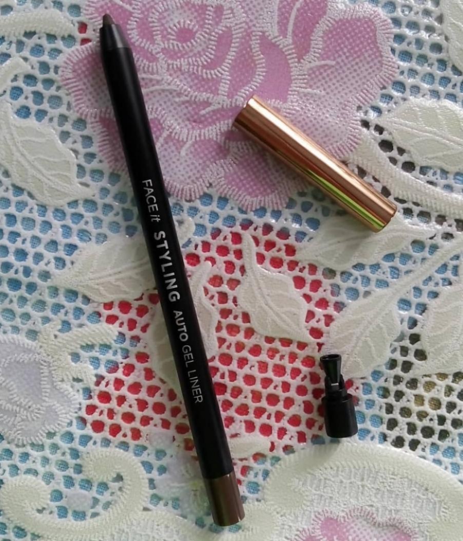 The faceshop styling auto gel liner Двустронняя гелевая подводка для глаз в виде карандаша.