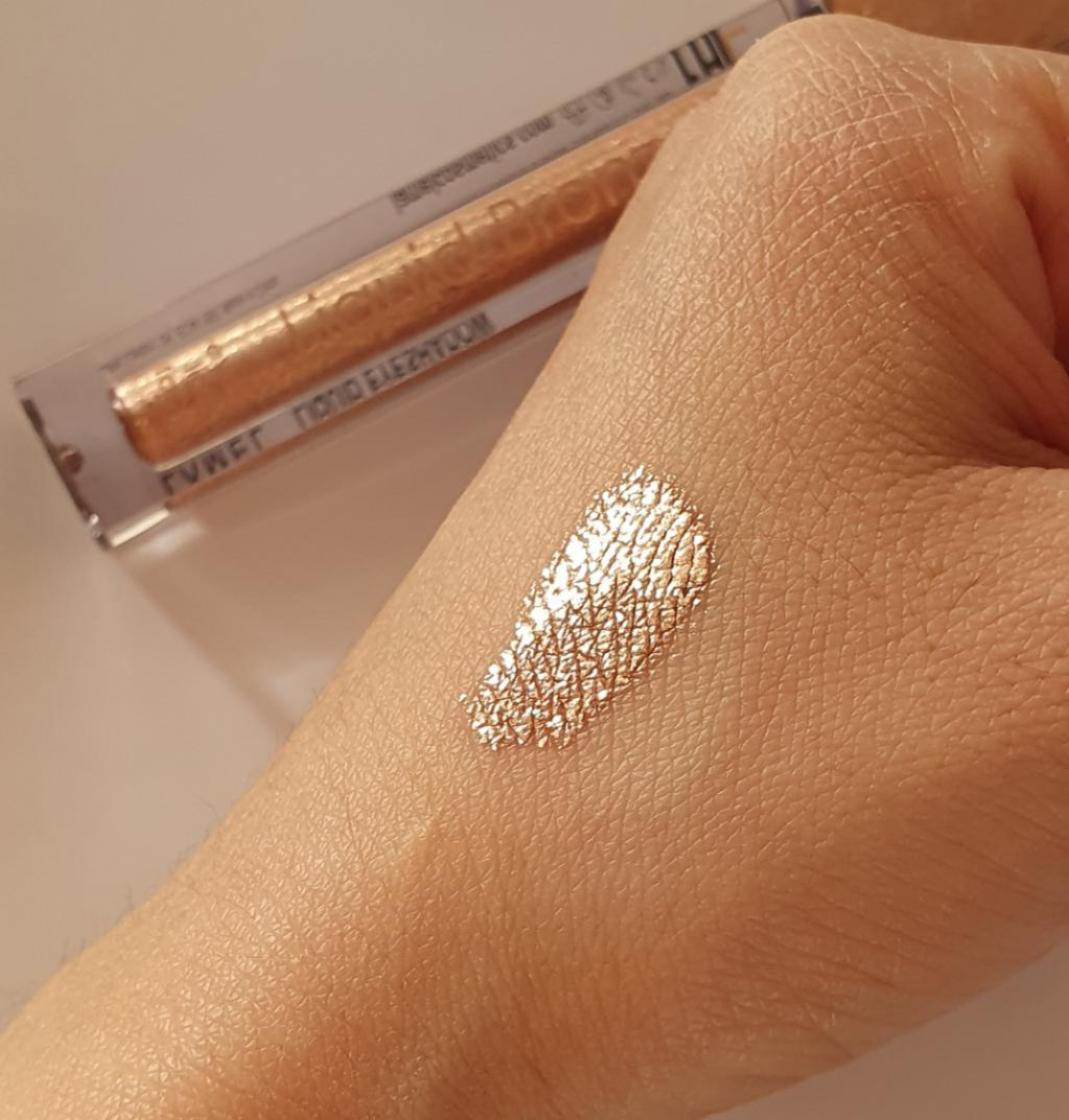 Lamel Professional Liquid Eyeshadow (eyes, lips, face) Жидкий глиттер в отенке "03 Bronze".