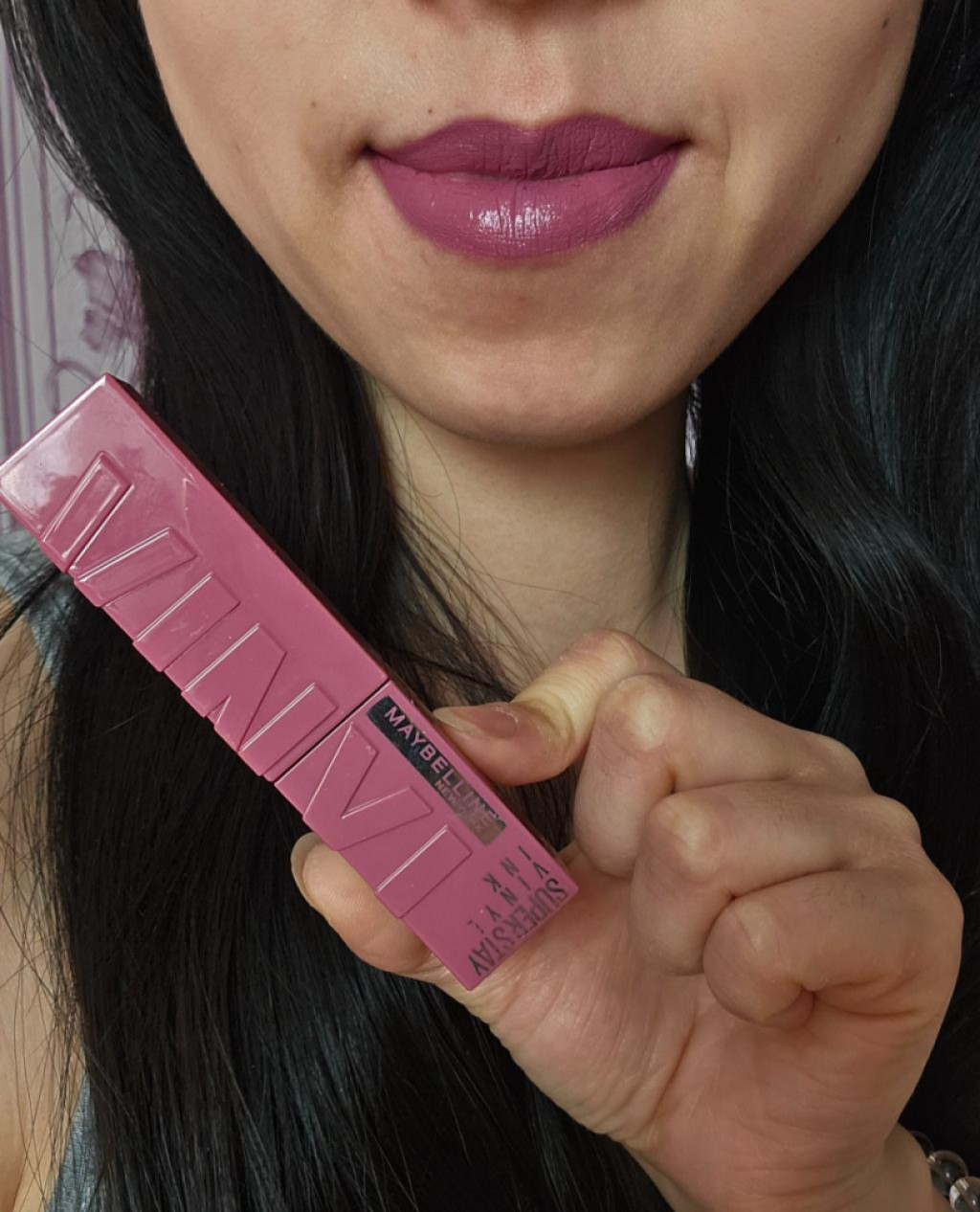 Maybelline Super stay vinyl ink Жидкая стойкая помада для губ
