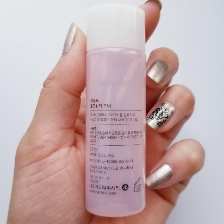 Mamonde Rose water Интенсивно увлажняющий тонер для лица с розовой водой.