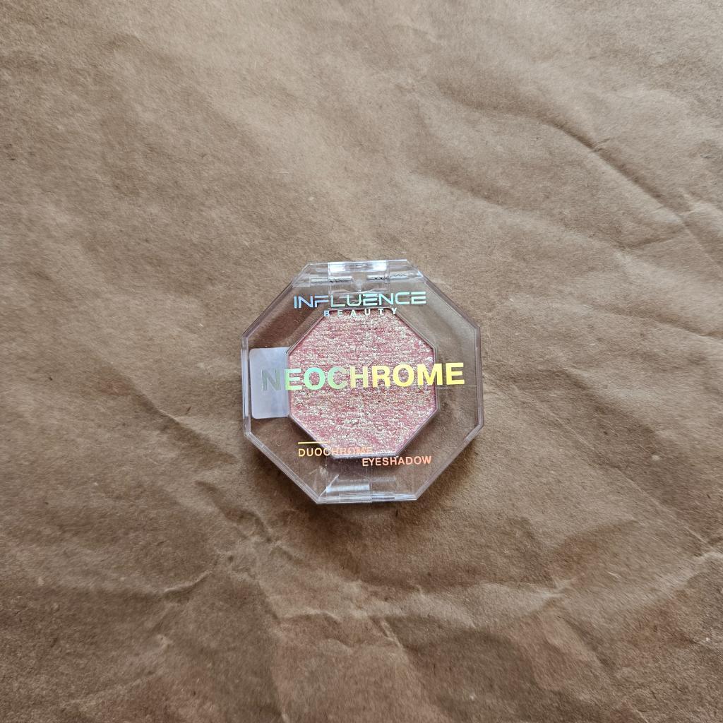 Influence beauty neochrome eyeshadow 03 nebula Дуохромные тени для век.
