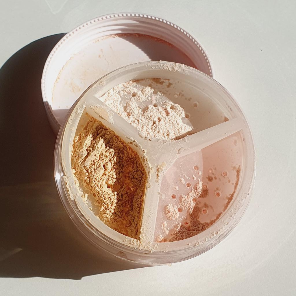 PHYSICIANS FORMULA mineral wear 3-in-1 setting powder Минеральная рассыпчатая пудра 3-в-1 для фиксации макияжа.