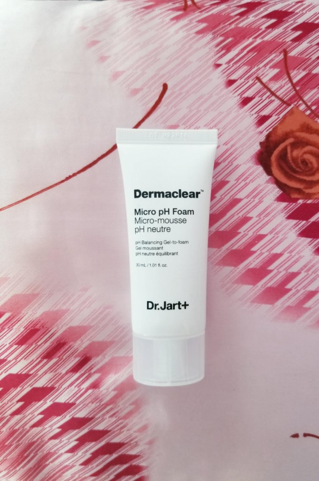 Dr.Jart+ Dermaclear Micro Foam Micro-Mousse Cleansing Foam Мягкая пенка-гель для умывания с био-водой