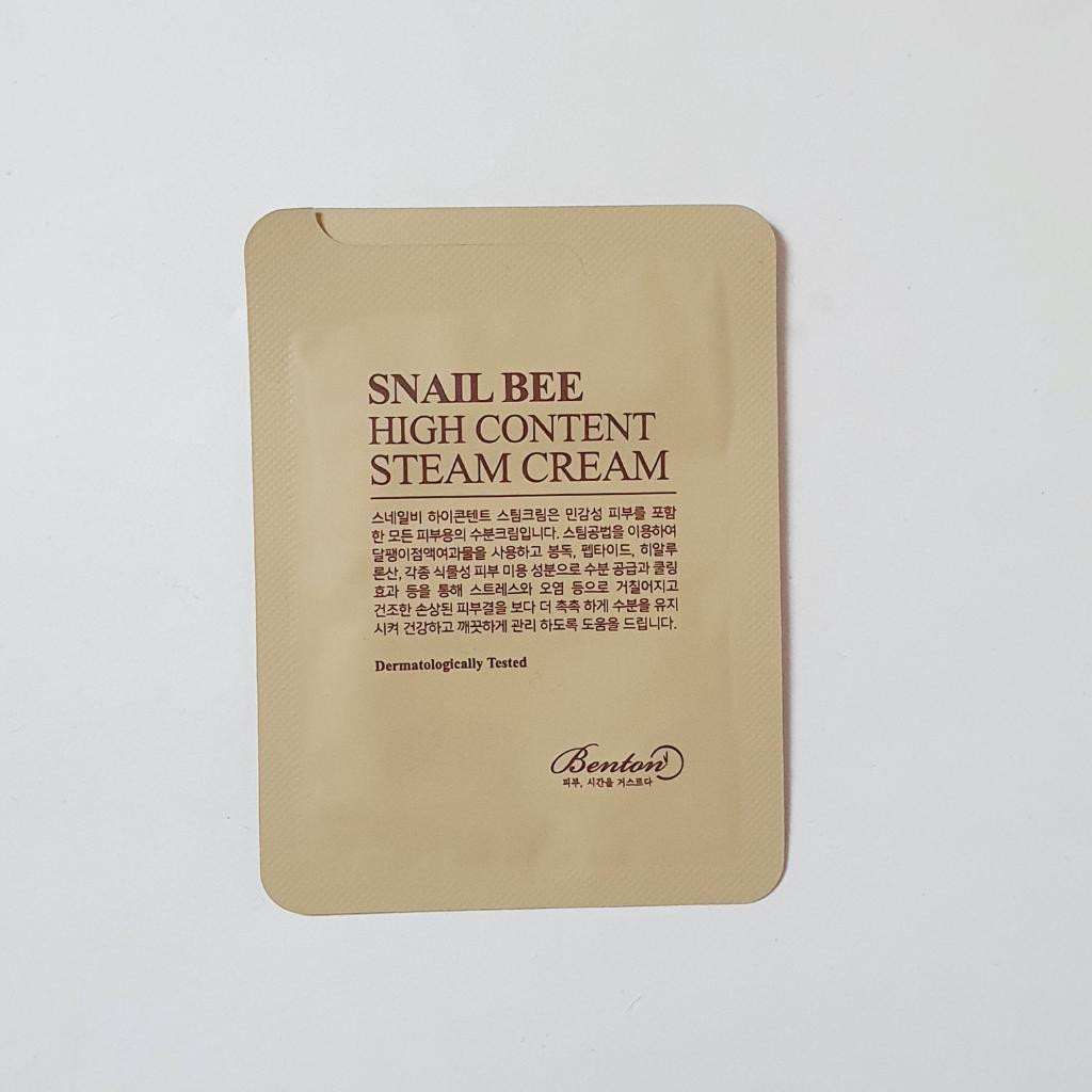 Benton Snail Bee High Content Steam Cream Крем с муцином улитки и пчелиным ядом