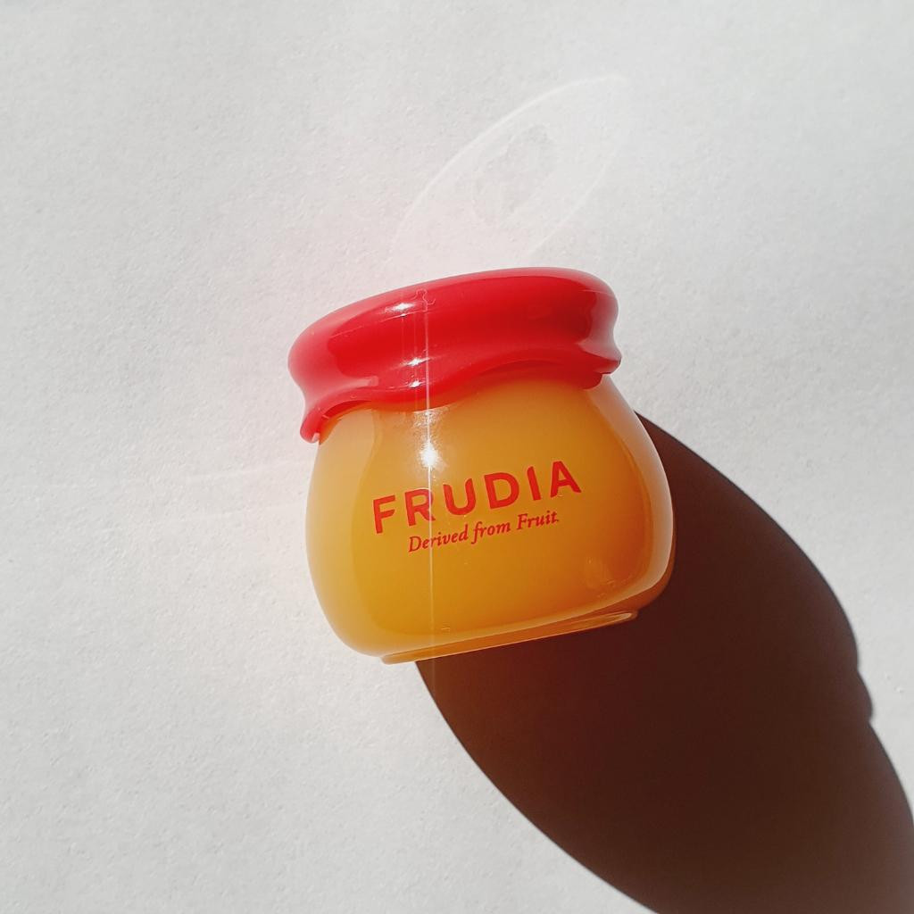 Frudia Pomegranate Honey 3 in 1 Lip Balm Бальзам для губ с медом и экстрактом граната.