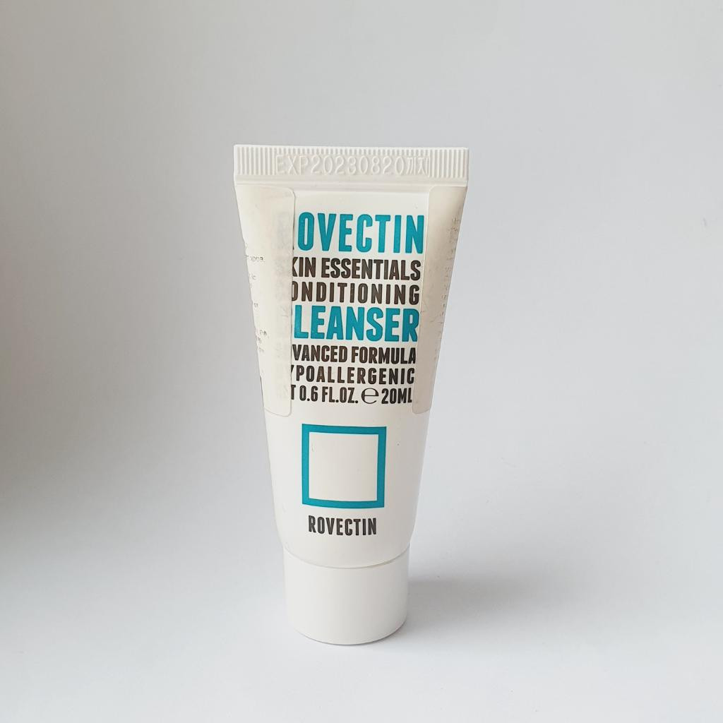 Rovectin Skin Essentials Conditioning Cleanser Кондиционирующий гель для умывания