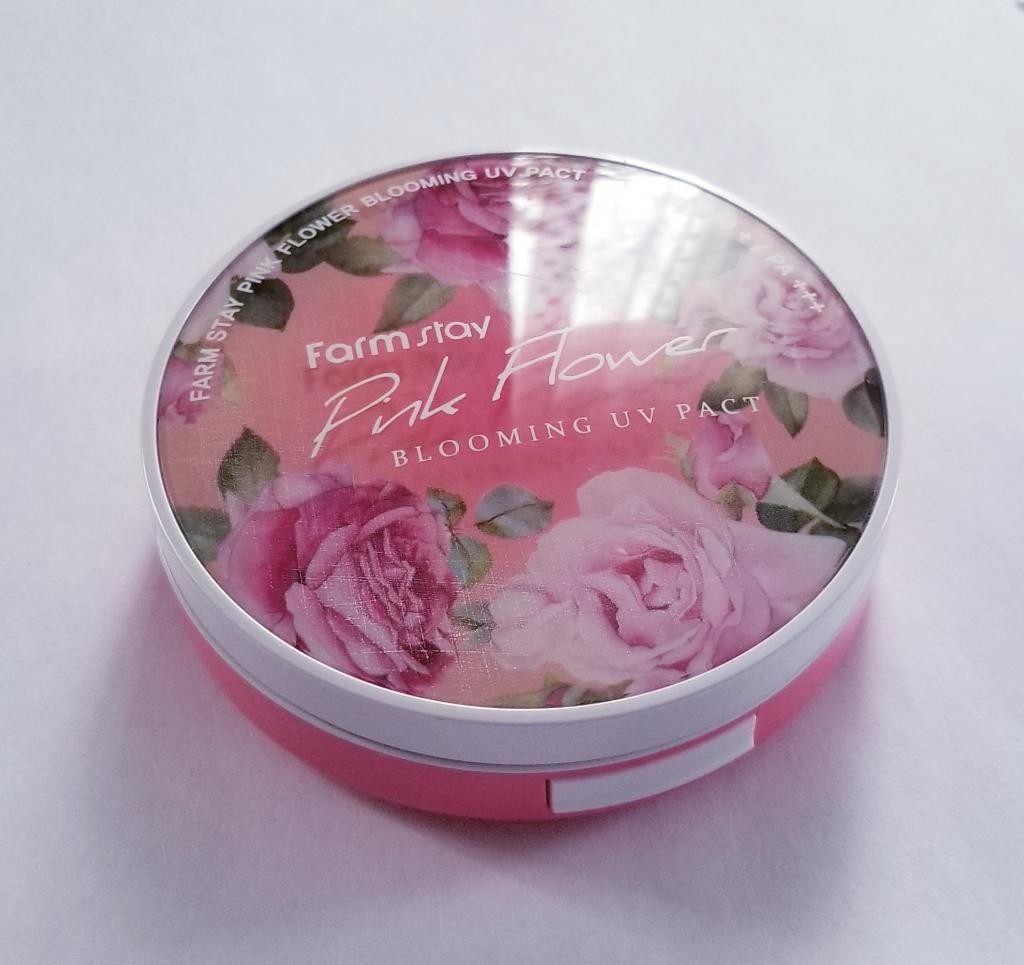 FARMSTAY Pink Flower Blooming UV Pact SPF50 PA+++ Пудра с максимальным spf.