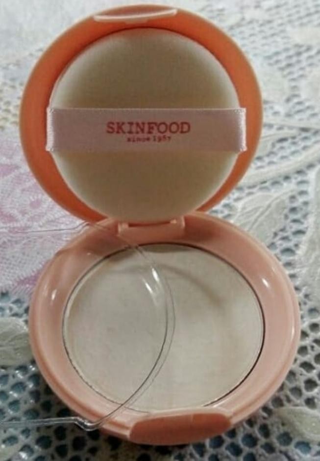 Peach Cotton Pore Sun Pact 42PA+++ Skinfood Солнцезащитная пудра с экстрактом персика