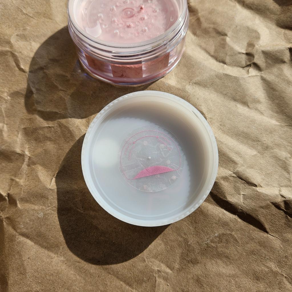 Relouis Y.O.U. Really Pink Powder Рассыпчатая розовая пудра для лица без талька