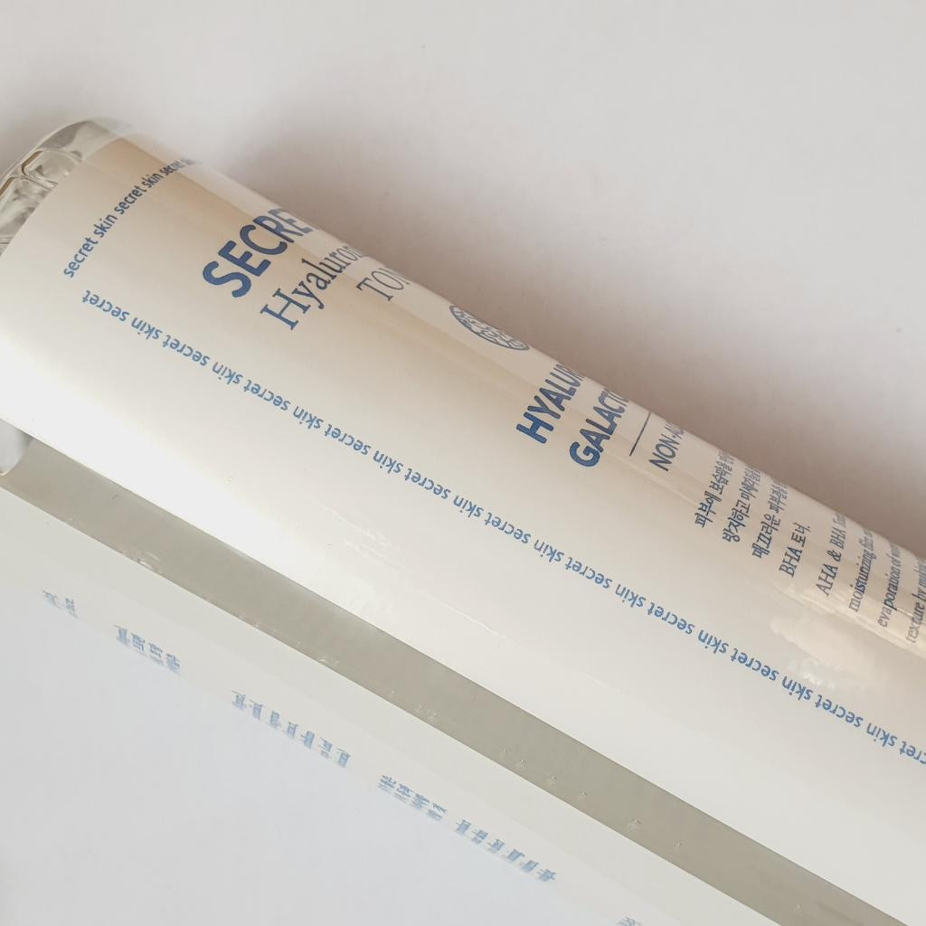 Secret Skin Hyaluronic bomb toner Тонер для лица с гиалуроновой кислотой