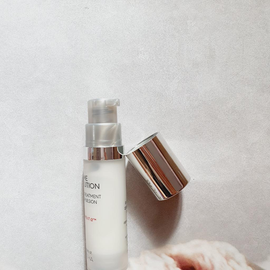 MISSHA Time Revolution The First Treatment Serum Emulsion  Средство 2 в 1: серум и эмульсия.