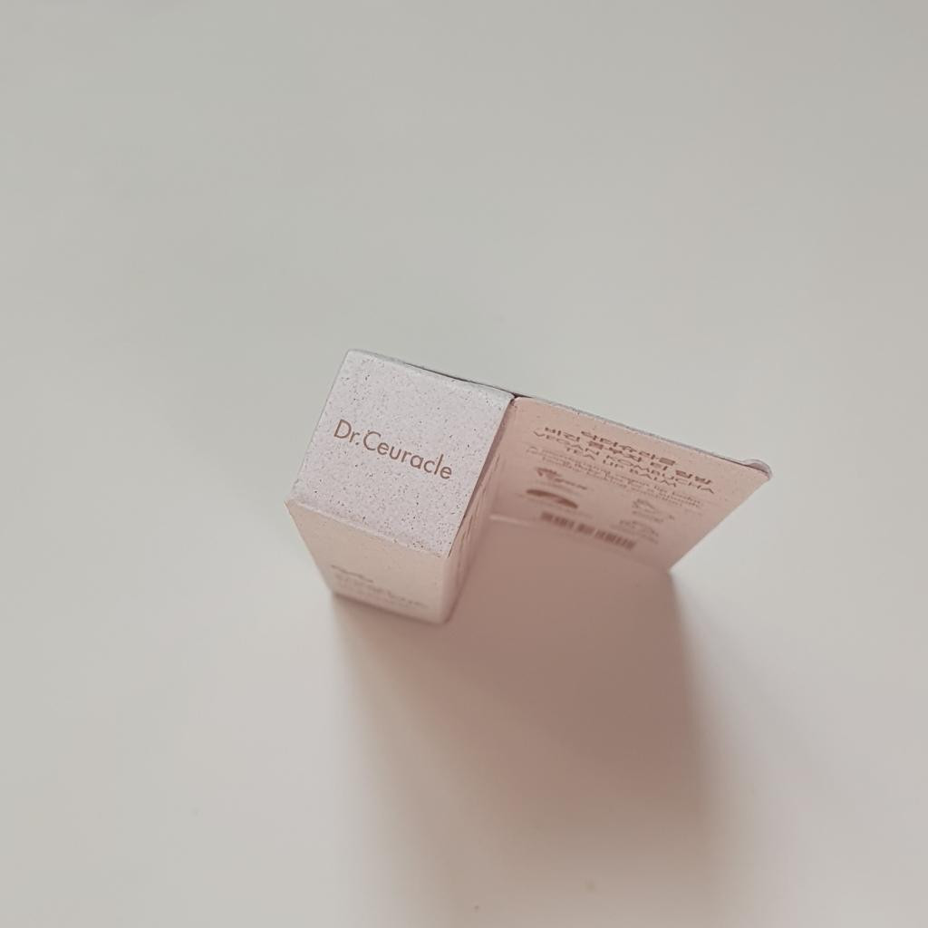 Dr Ceuracle Vegan Kombucha Tea Lip Balm Веганский бальзам для губ с чаем комбуча