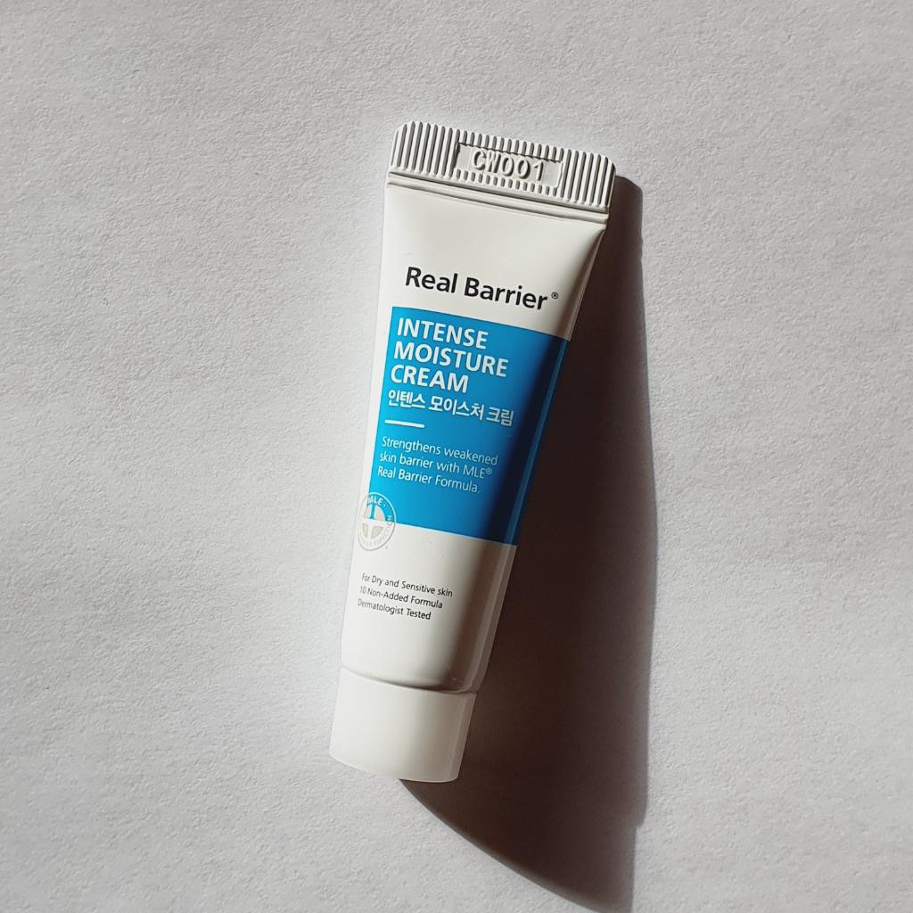 Real Barrier Intense Moisture Cream и Extreme Cream Cicarelief Cream Сравнение кремов