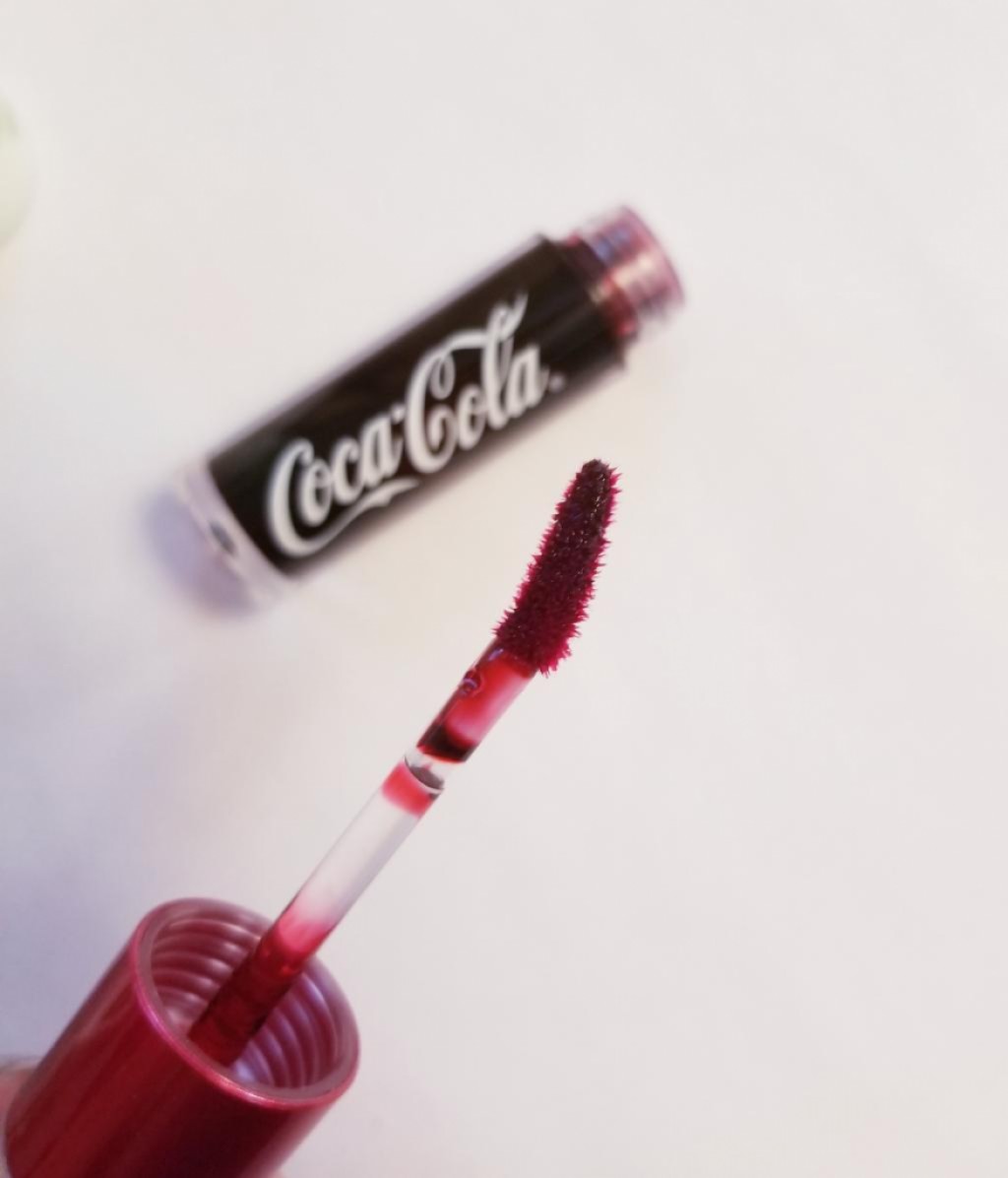 The Face Shop Coke bear tint Тинт для губ с ароматом и вкусом кока-колы