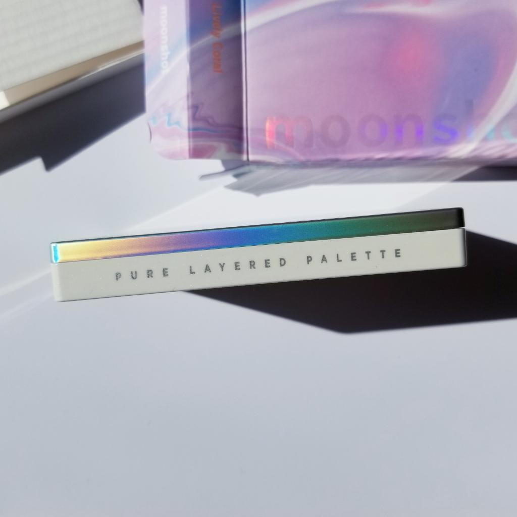 Moonshot pure laered palette lively coral Палетка теней.