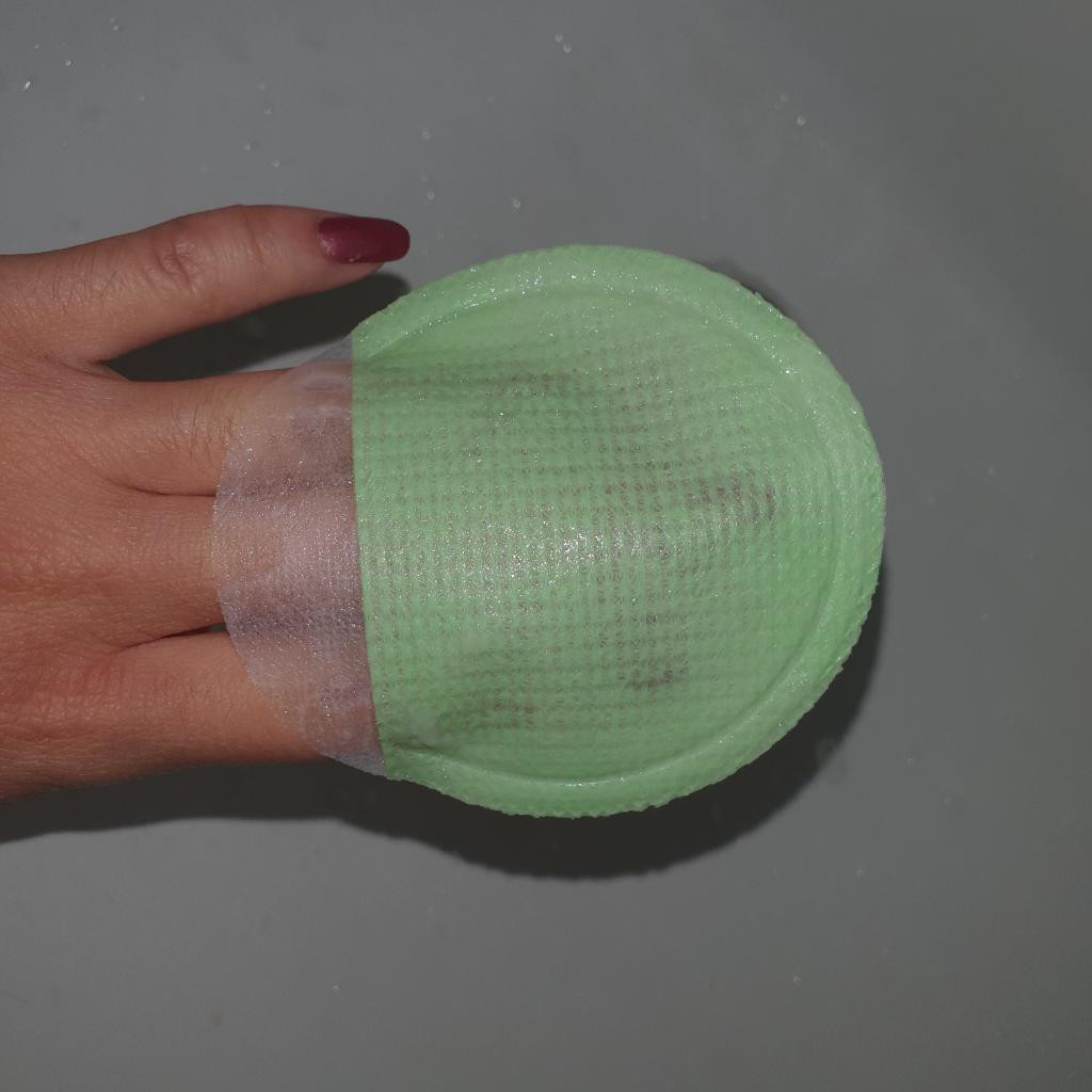JMsolution Marine Luminous Pearl Peeling Pads Pearl" Пилинг-пэды с морскими минералами и AHA-кислотами.