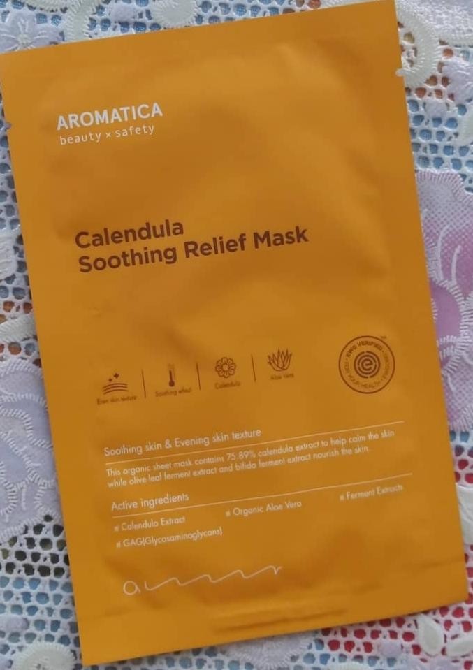 AROMATICA Calendula Soothing Relief Mask Успокаивающая тканевая маска с календулой