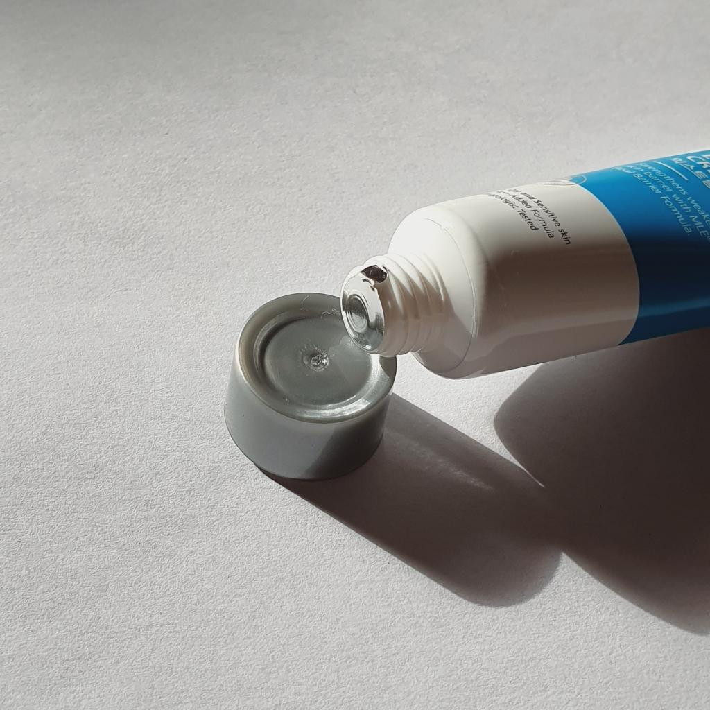 Real Barrier Intense Moisture Cream и Extreme Cream Cicarelief Cream Сравнение кремов