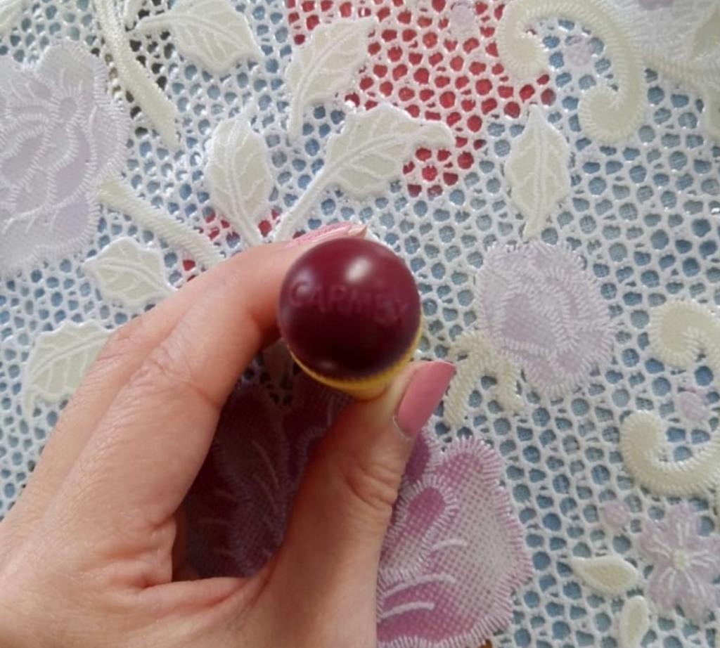 Carmex Classic Lip Balm Medicated Cherry Лечебный бальзам для губ