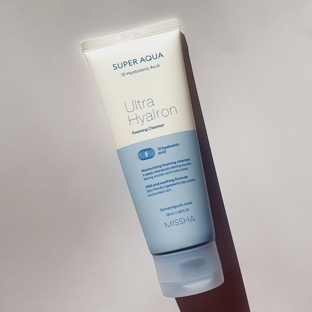 Missha Super Aqua Ultra Hyalron Cleansing Foam Увлажняющая пенка с гиалуроновой кислотой.