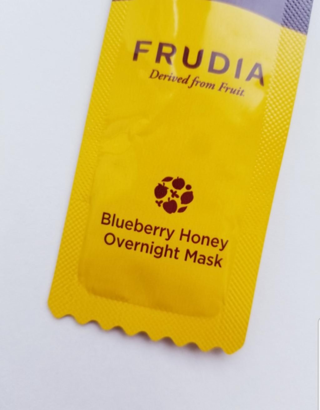 Frudia Blueberry Honey Overnight Mask Питательная ночная маска с черникой и мёдом