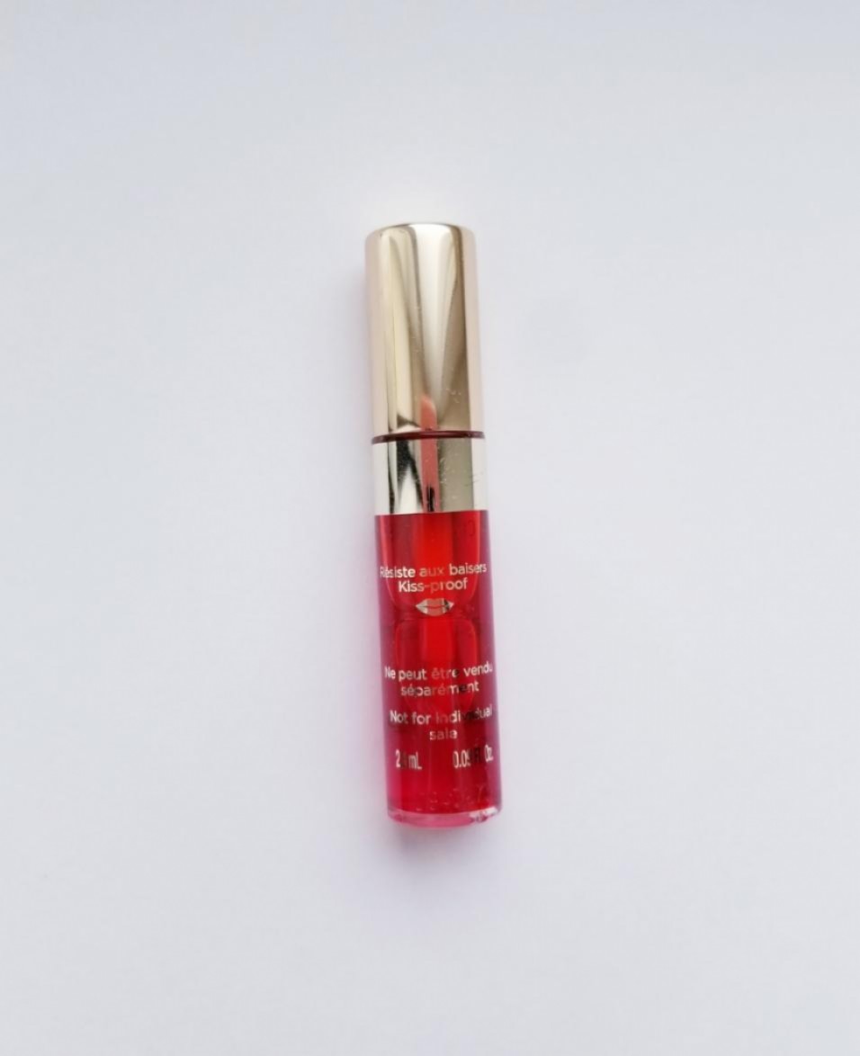 Clarins water lip stain жидкий пигмент для губ в оттенке 03 red water