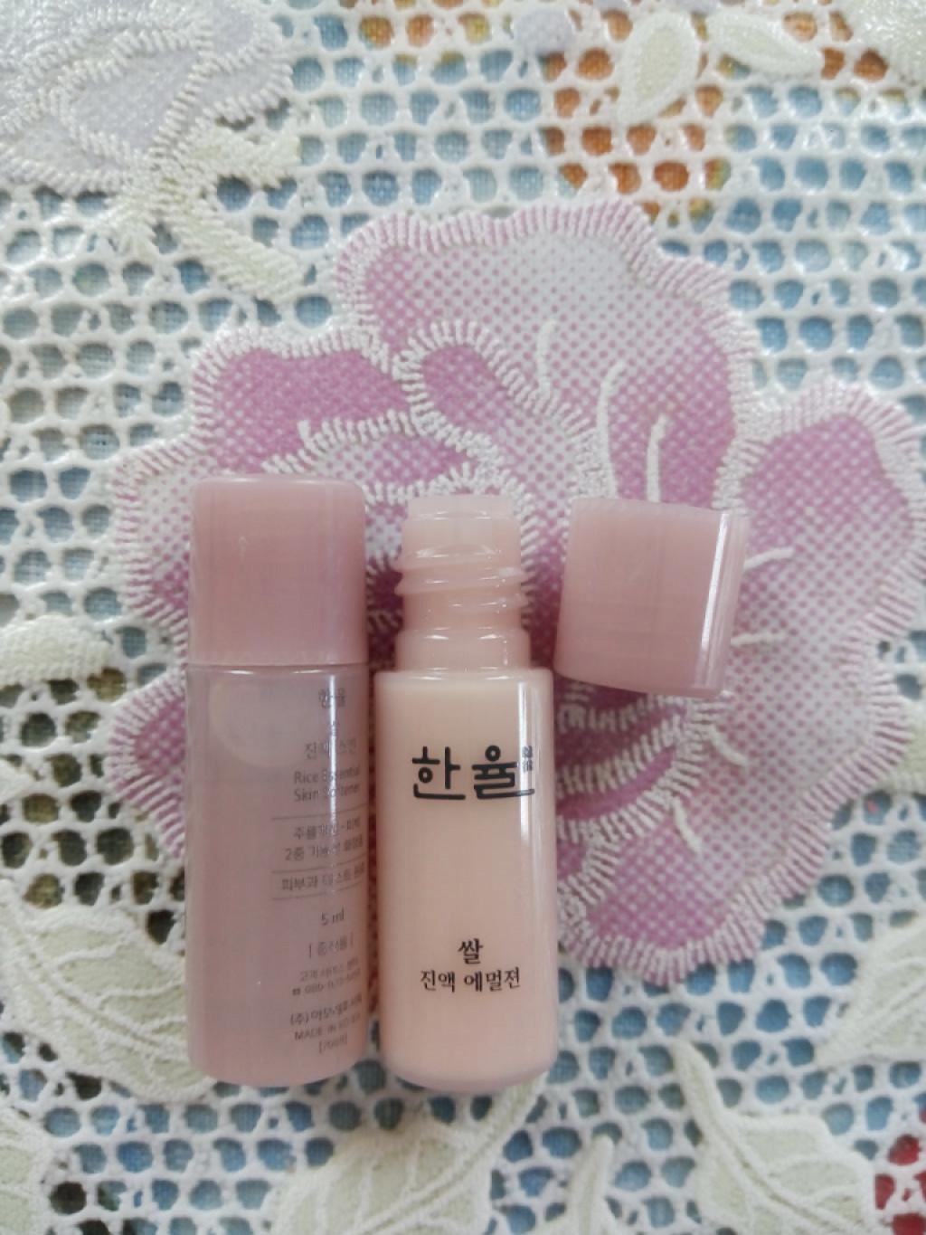 Hanyul Rice Essential Skin Softner + Emulsion Мининабор тонер + эмульсия с экстрактом красного риса.