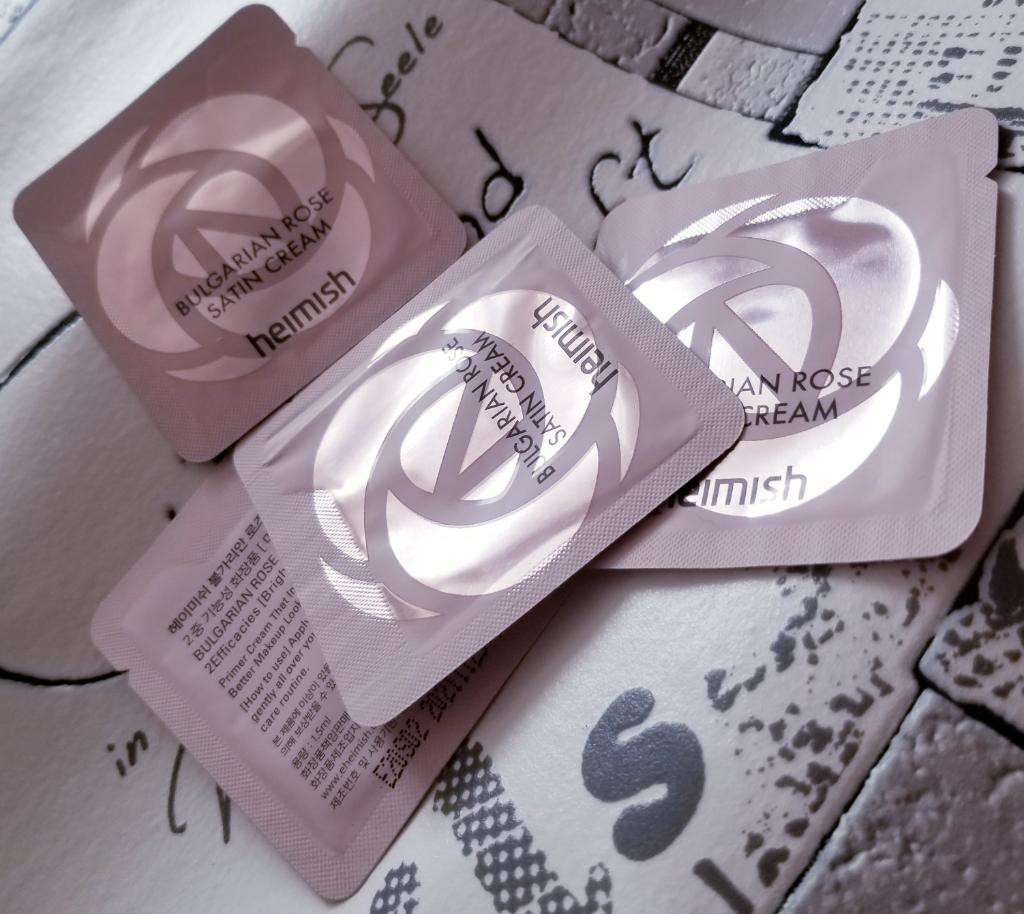 Heimish Bulgarian Rose Satin Cream Питательный крем-праймер с розой.