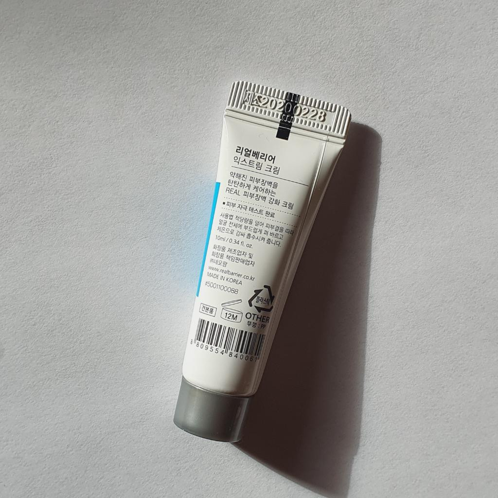 Real Barrier Intense Moisture Cream и Extreme Cream Cicarelief Cream Сравнение кремов