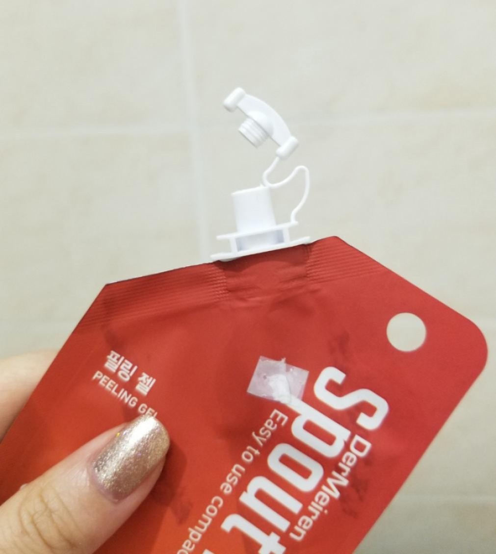 Dermeiren Smooth & Pure peeling gel Пилинг - скатка для лица