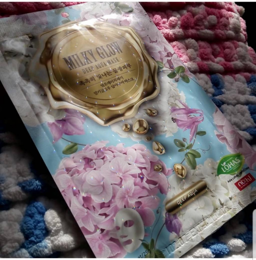 NOHJ Milky Glow Deep Aqua Интенсивно увлажняющая маска для лица.