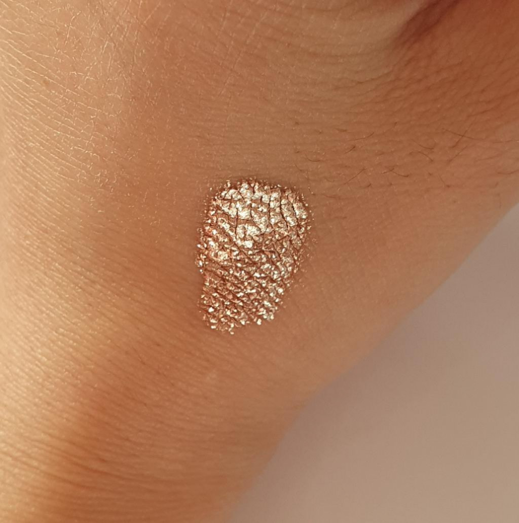 Lamel Professional Liquid Eyeshadow (eyes, lips, face) Жидкий глиттер в отенке "03 Bronze".
